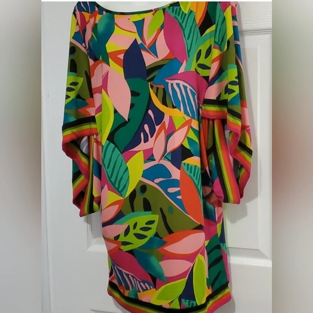 Trina Turk RAINFOREST Tunic Swim Cover up Dress - Sz. Medium NWT - Picture 5 of 8